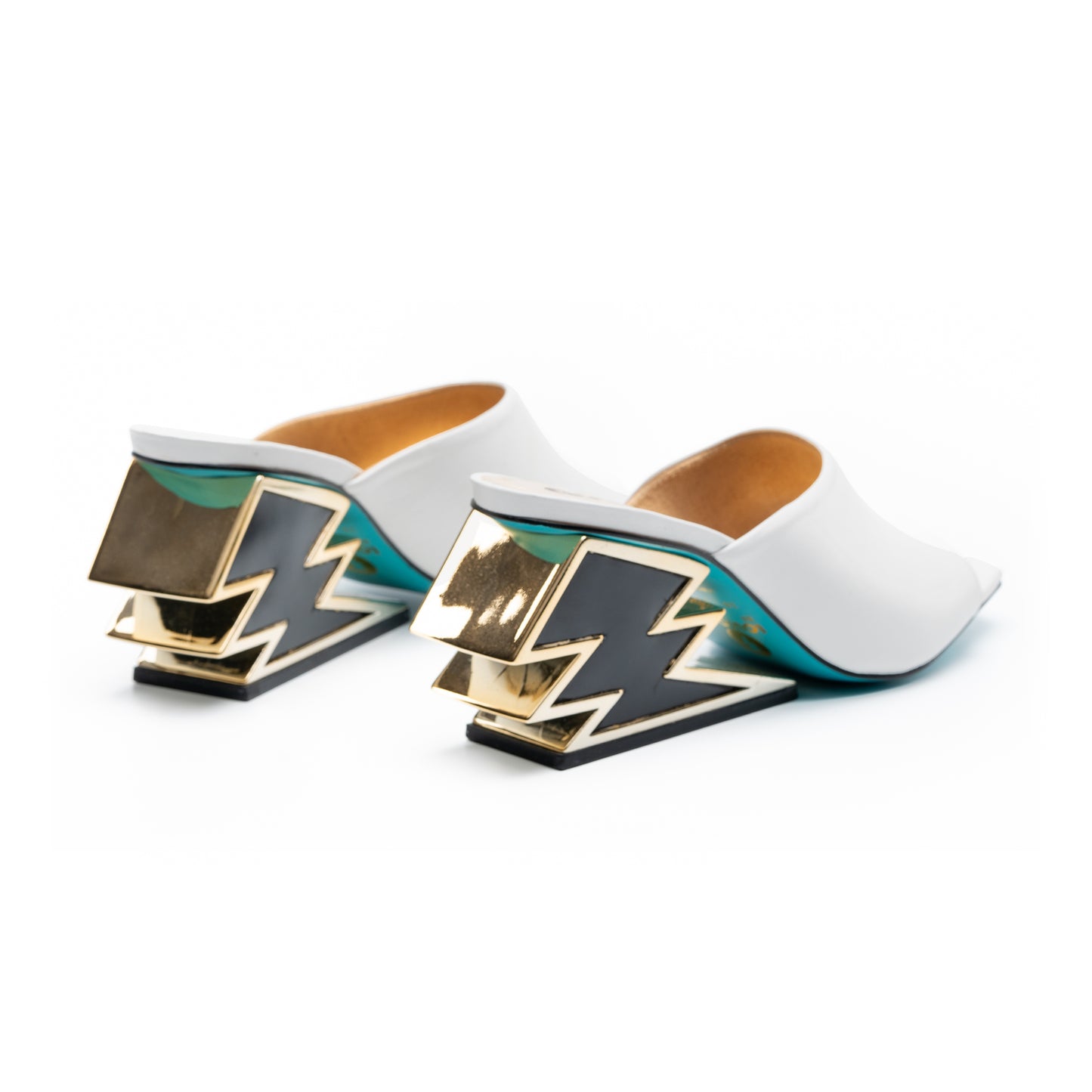 Relâmpago Mule White